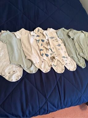 12M Little Planet Baby Onesie Bundle - Greens & Creams with Animal Prints